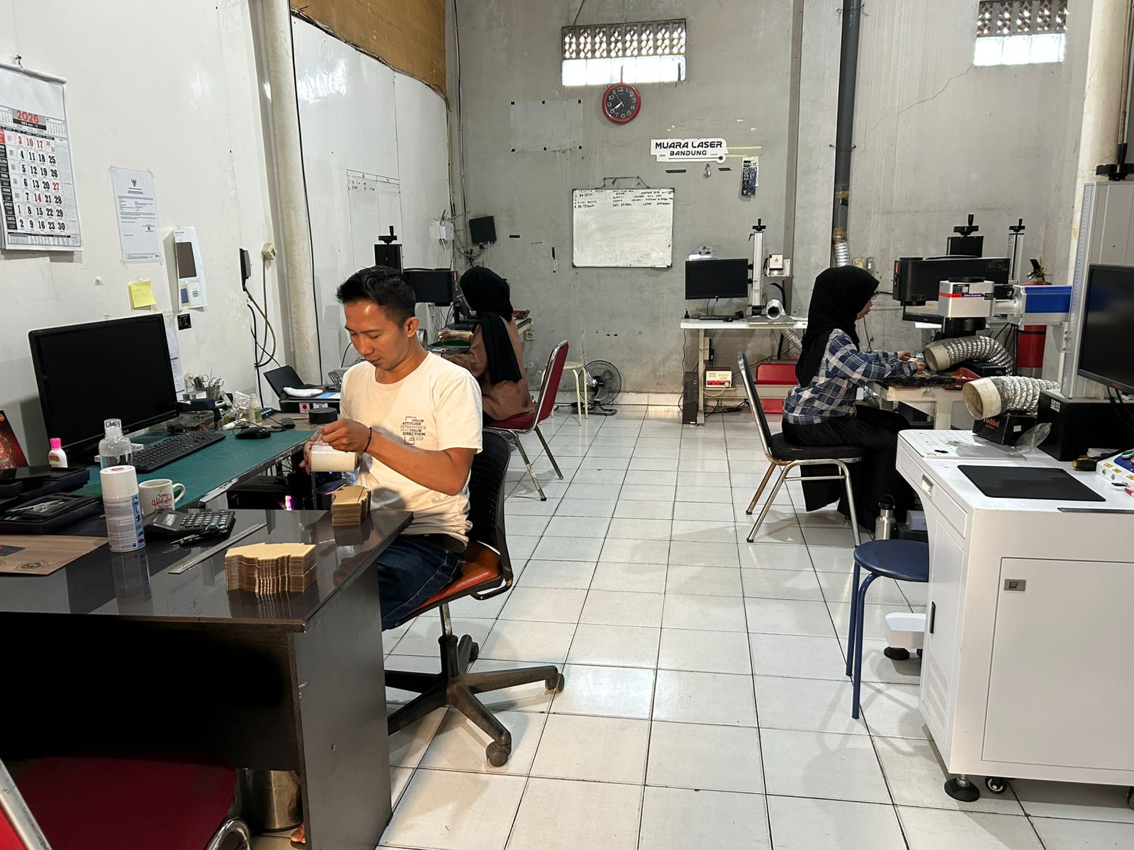 Tim produksi Muara Laser Bandung